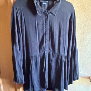 Sanctuary Black Button Down Shirt size large